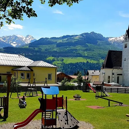 Alpen + Sauna Und Netflix